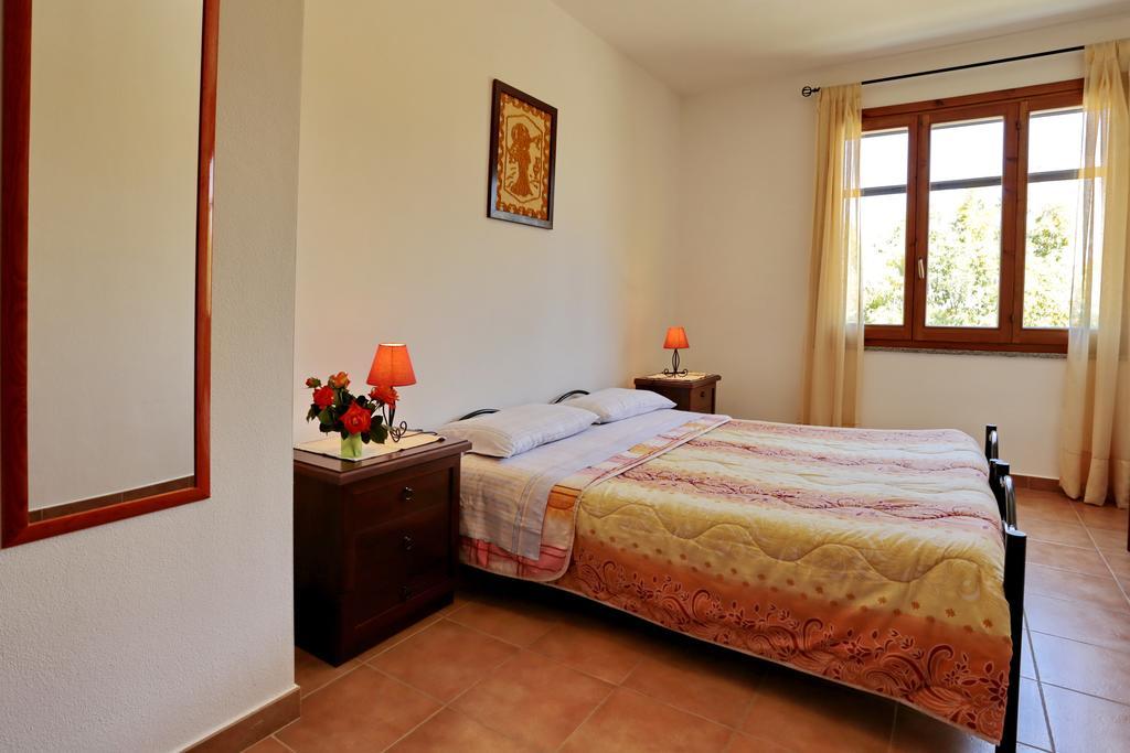Bed And Breakfast Le Camelie Alghero Dış mekan fotoğraf